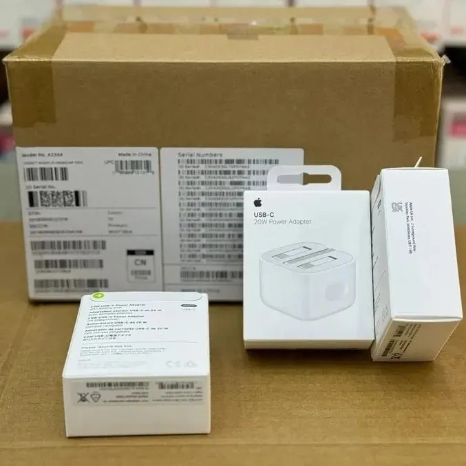 شارژر دیواری 20 وات اپل مدل B / A، اتصال سه پین، درگاه خروجی USB-C، دارای قابلیت شارژ سریع و شارژ لپتاپ، تکنولوژی شارژ PD 1.0